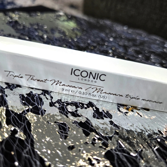 🆕 Powder Foundation, Highlighter and Mascara - Picture 3 of 5